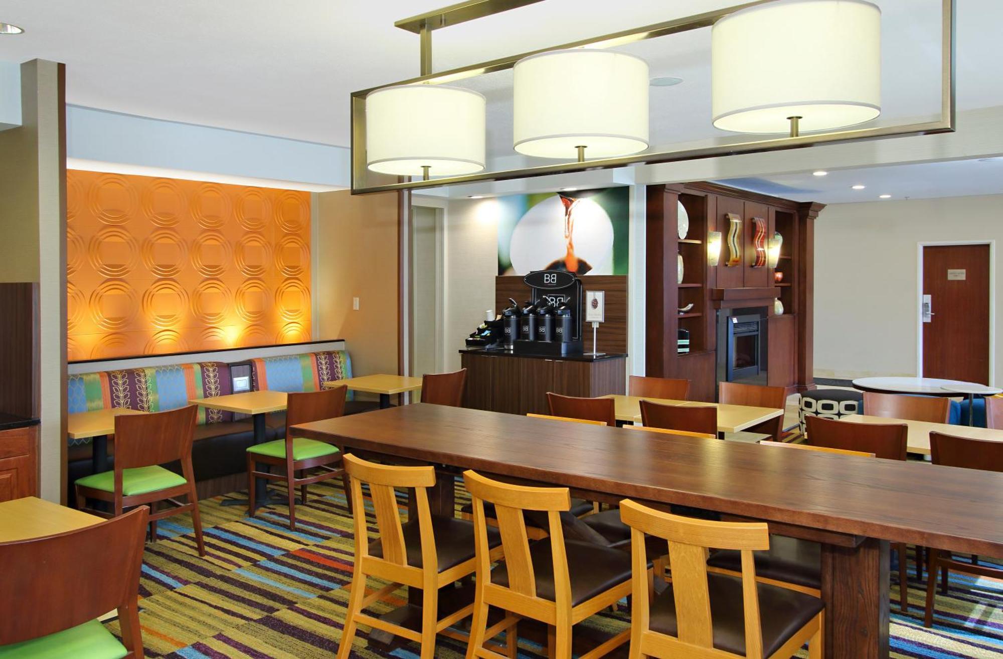 Fairfield Inn & Suites Colorado Springs South Bagian luar foto